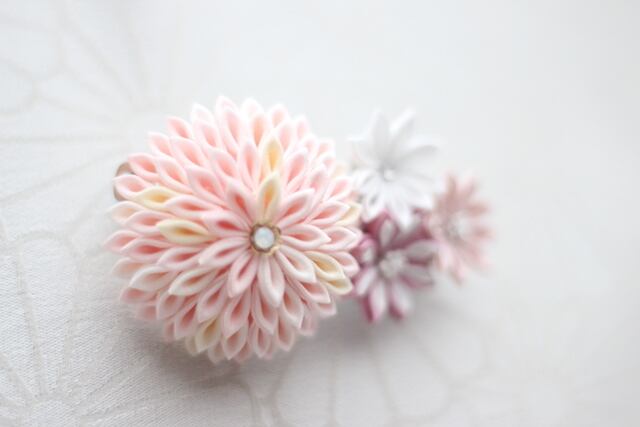 つまみ細工 ミニバレッタ