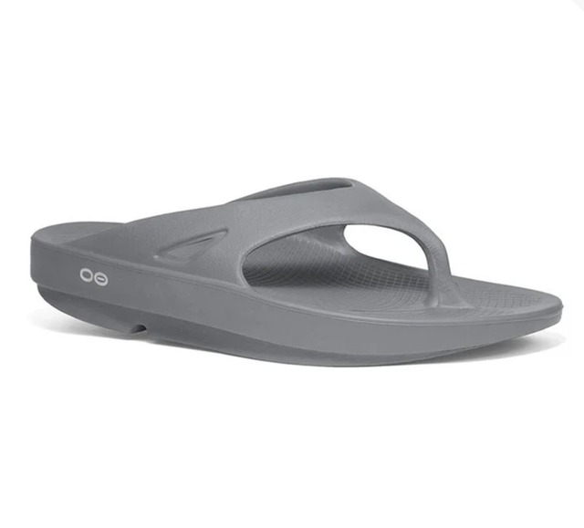 KEEN / UNEEK(Black/Plaza Taupe)