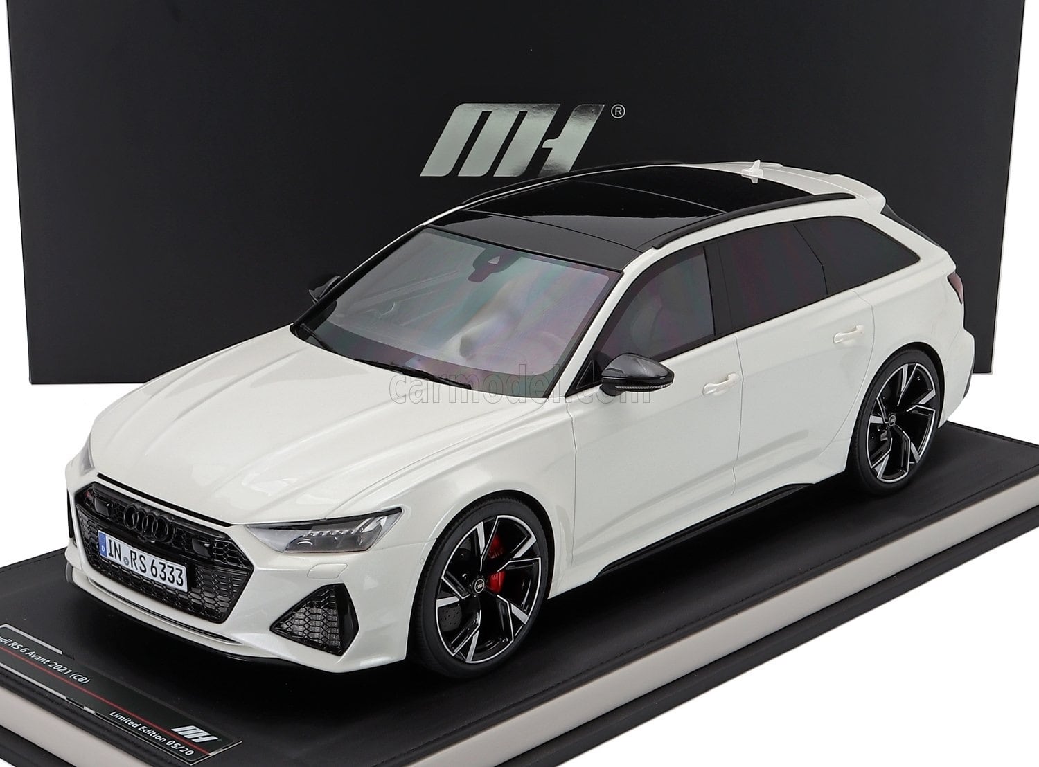 ミニカー 1/18 アウディ A6 ワゴン OTTO-MOBILE 1/18 AUDI A6 AVANT