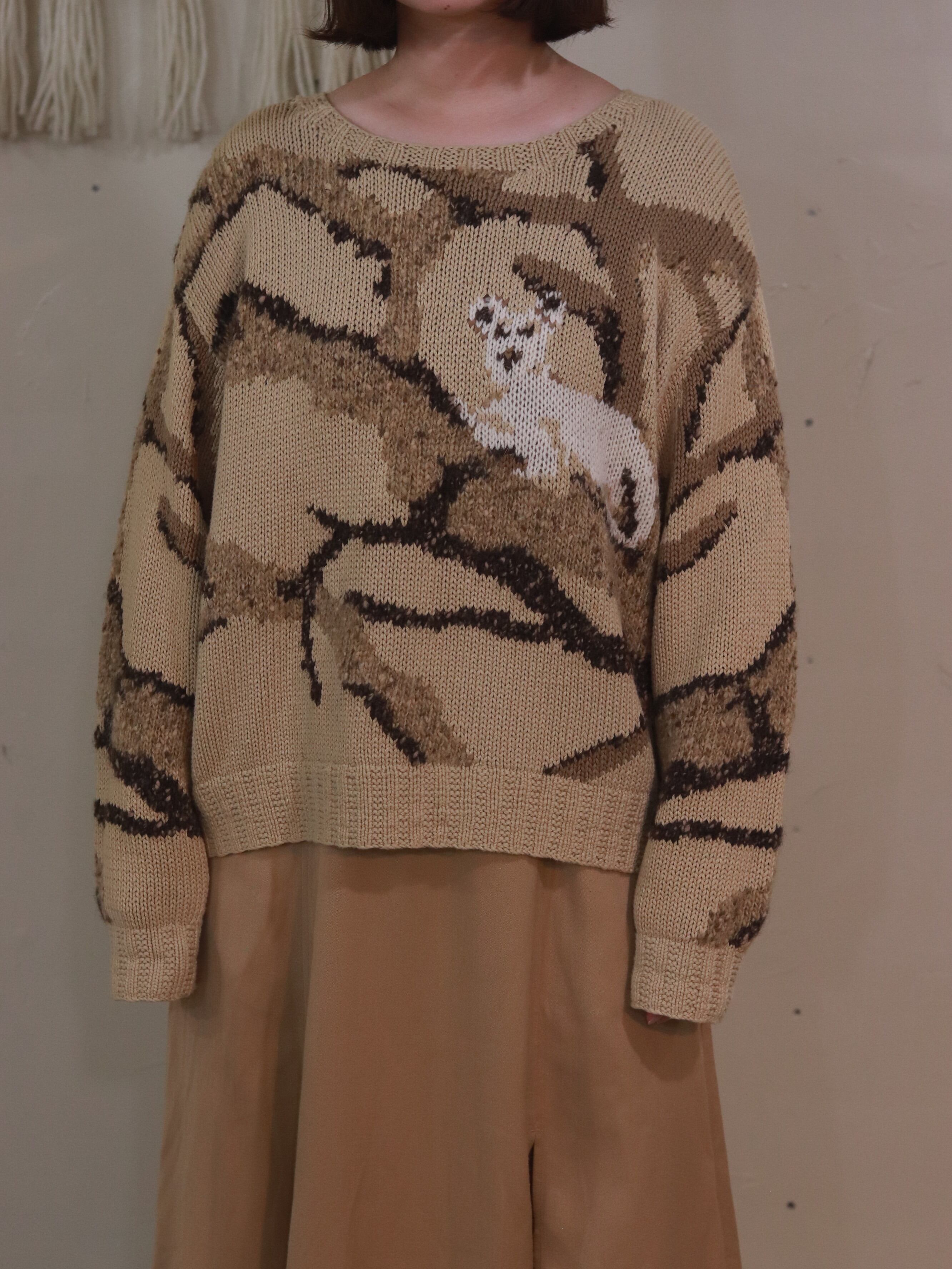 ANIMAL SWEATER