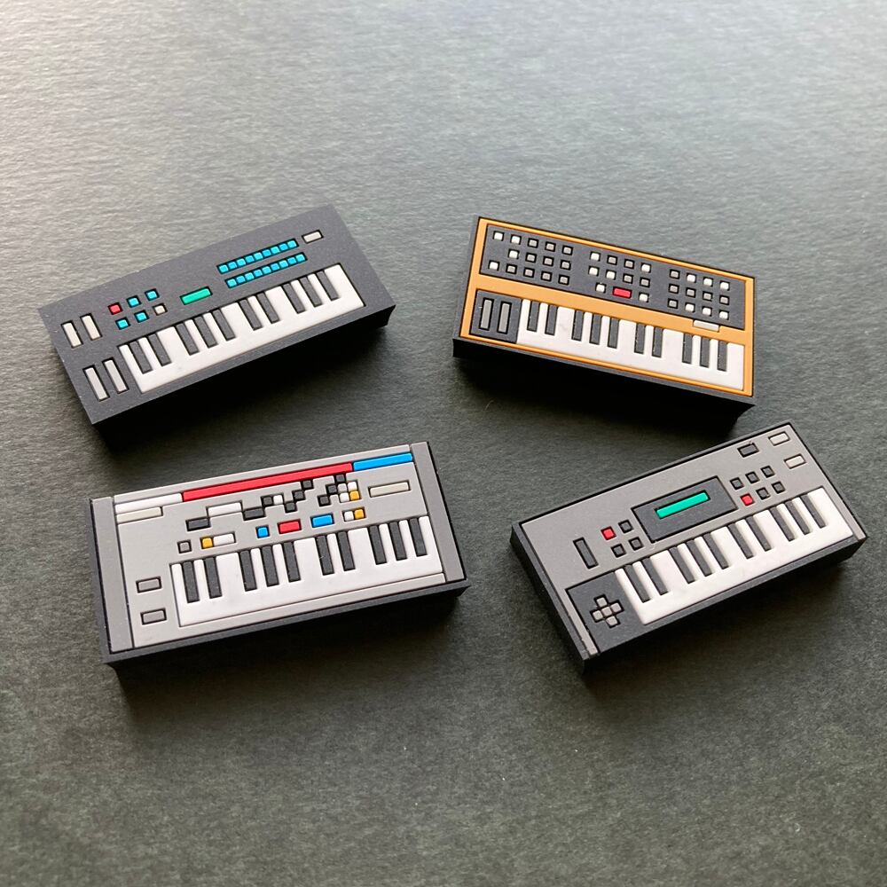 楽器モチーフ ピンバッジ 4個セット b46ad898c692512d98f856ee8a15f8