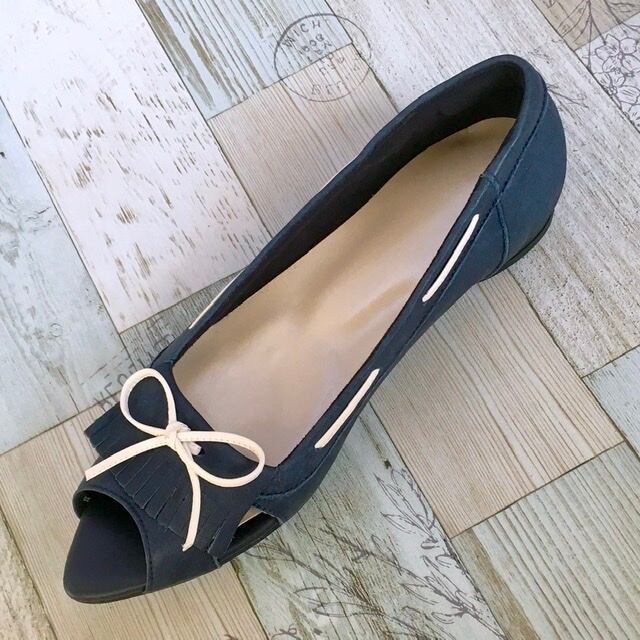 デッキシューズ風オープントゥフラットパンプス