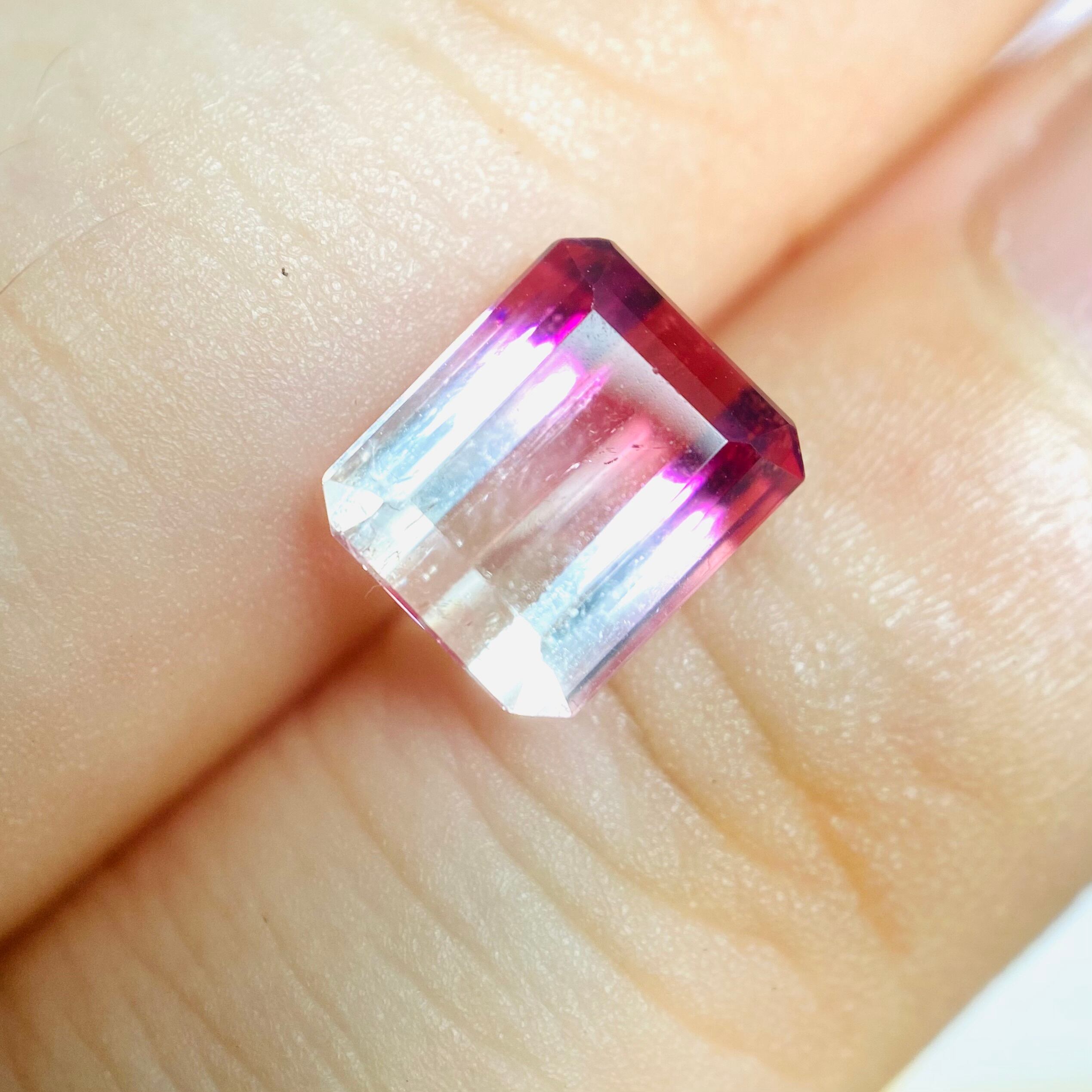 ポップで優しいスイーツバイカラートルマリン