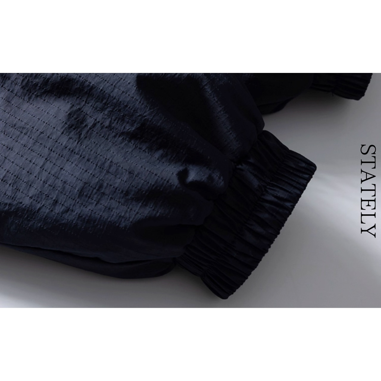 リバーシブル Middle Puffer Jacket_O77・画像4