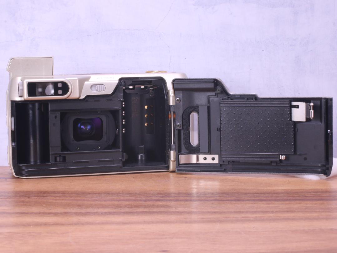 Nikon Lite Touch Zoom 120 | Totte Me Camera