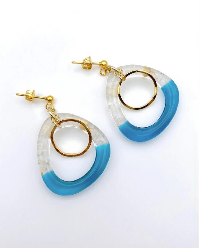 合板】 ? №988 アクリルマーブル雫 グリーン 変形オーバルピアス