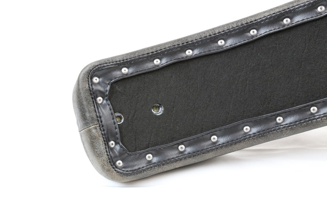 【抽選販売】クラックレザー : スタンダード・コブラシート［タック&ロール］Leahter/本革　(CSC01)