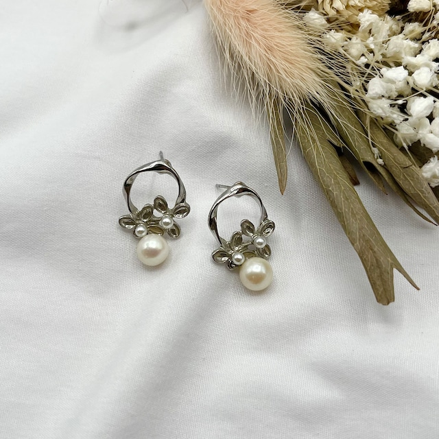 アコヤ真珠 -circle drop- フラワーピアス