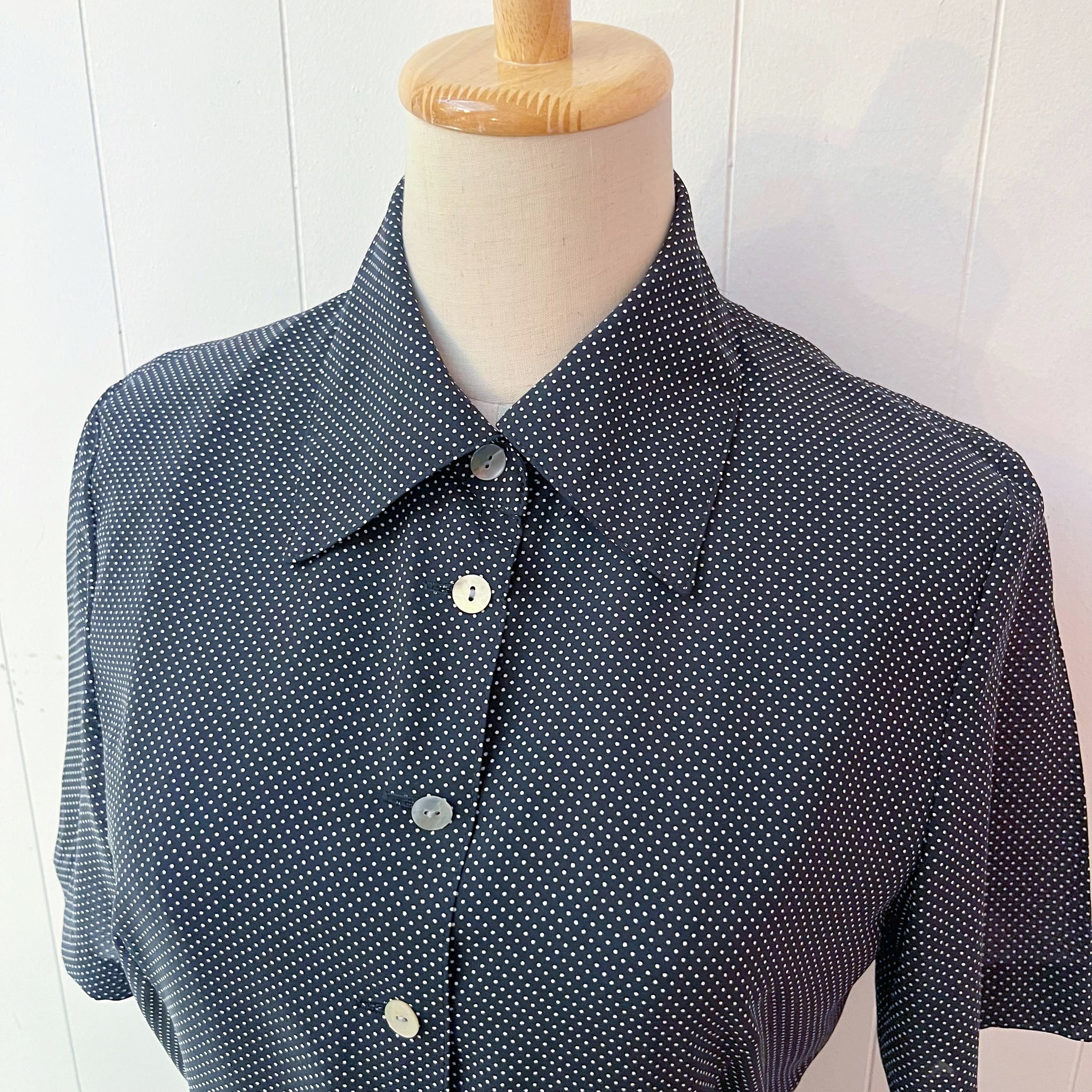 pin dot front button one-piece