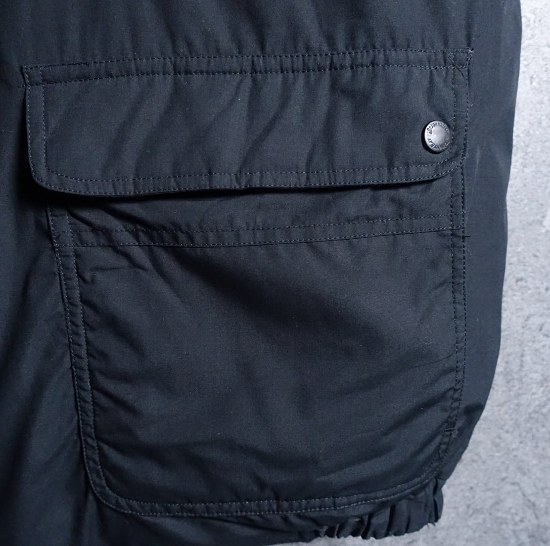 90s “ ST JOHN'S BAY” Black High Neck Nylon Down Vest | 古着屋 FORCE