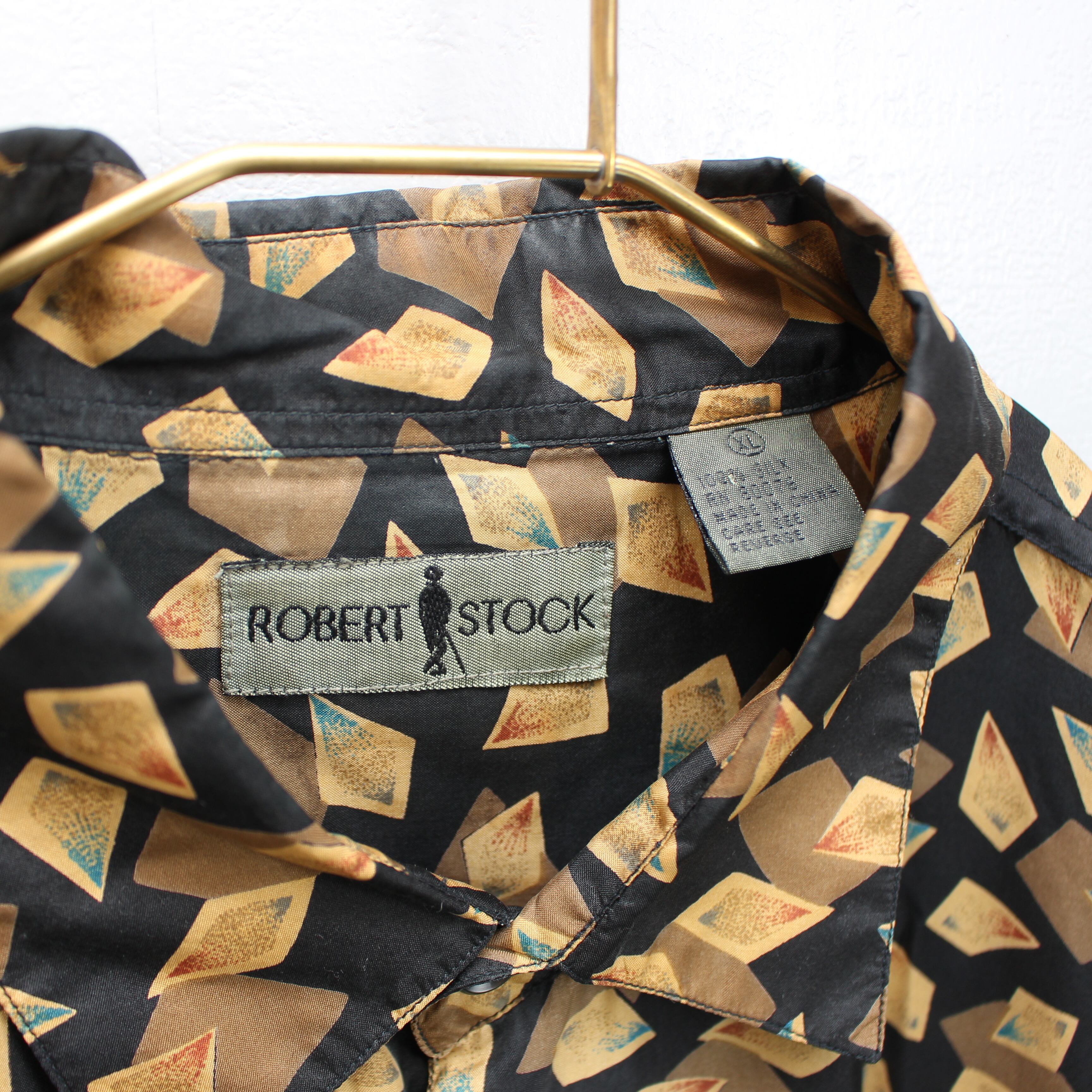 USA VINTAGE ROBERT STOCK PATTERNE ALL OVER DESIGN SILK100% SHIRT