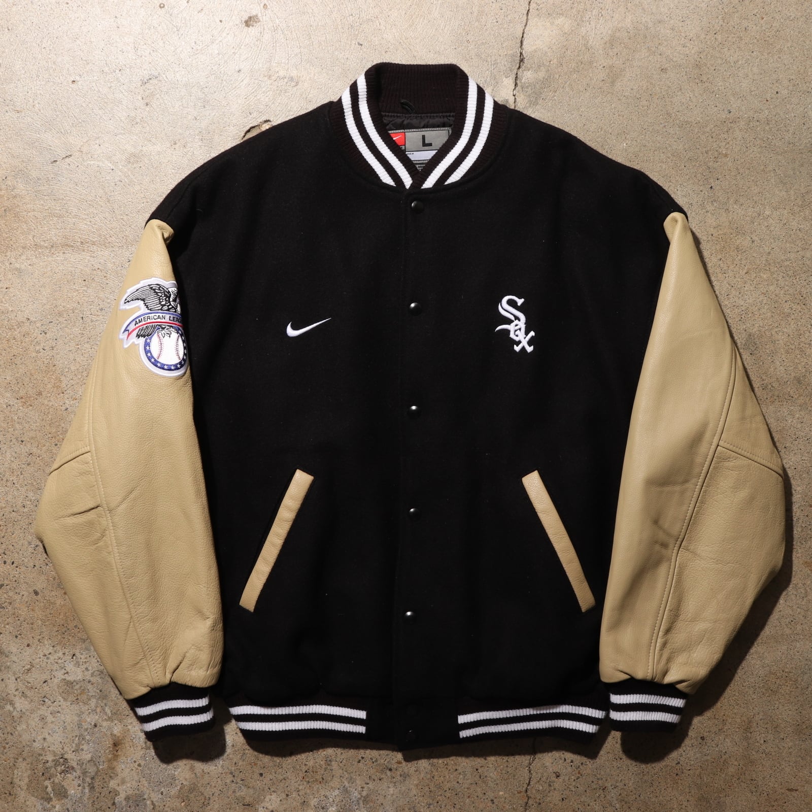 極美品 L NIKE Chicago White Sox 本革 カウレザー スタジャン