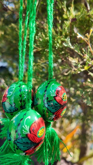 装飾用木製プィサンカ　小（イースターエッグ）　コロミヤモデル　