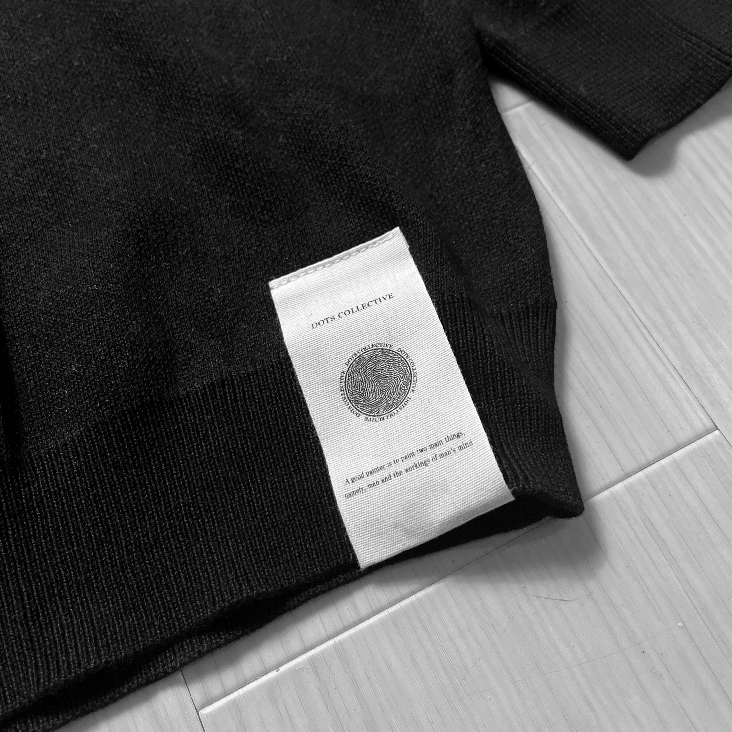 Dots Tag Knit | DOTS COLLECTIVE
