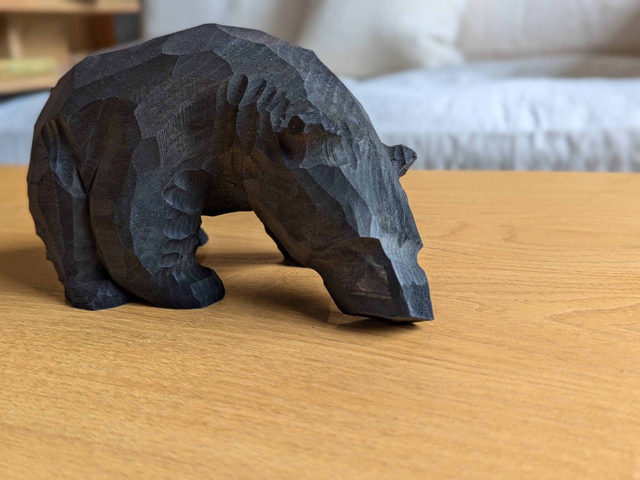 佐藤憲治 這い熊 ＃10「勇ましい後ろ姿」 | 木彫りの熊 | inoya