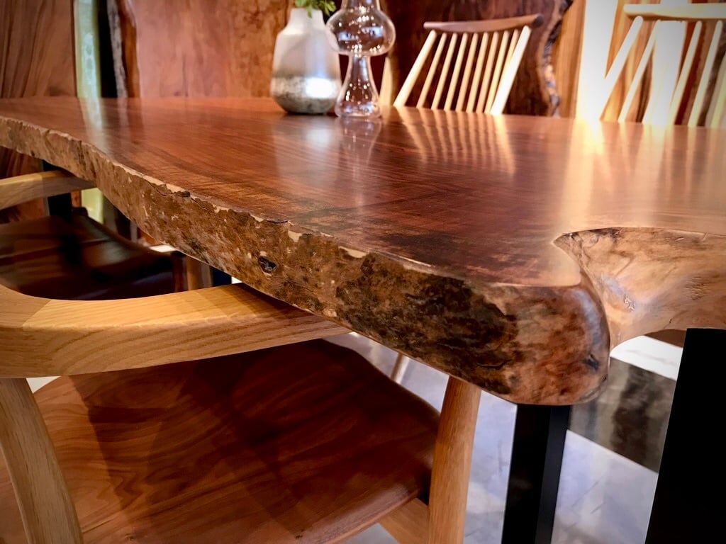 クラロウォールナット_1685×1150-910-1100×40_横浜元町店_テーブル天板