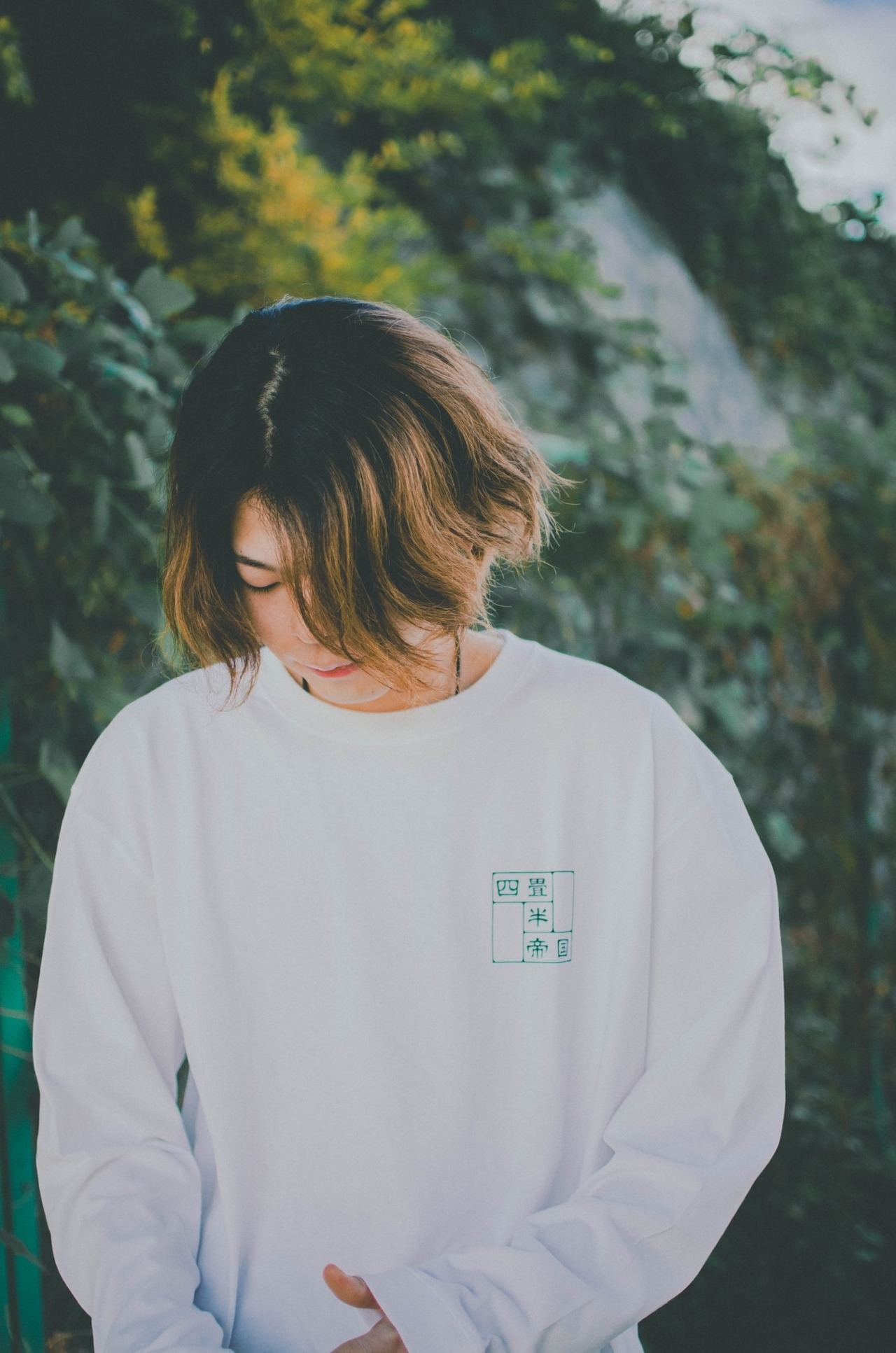 四畳半帝国長袖　白×黒色