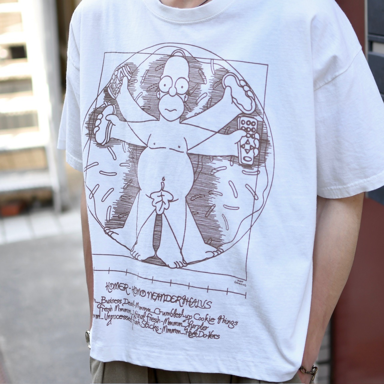 custom short length Simpsons Vitruvian Man print tee