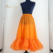 社交ダンス 衣装 スカート ペチコート チャコット Chacott オレンジ系 日本製 鮮やか 無地 重ね着 フリル 華やか ダンス衣装 2枚重ね 上品