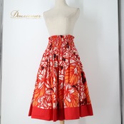 フラダンス 衣装 パウスカート レッド系 トーチジンジャー TorchGinger ハワイアンプリント アロハ フラ ダンス レッスン 練習 スカート 花柄 植物柄 赤 白 橙 黒 ダンス衣装 ハワイアンダンス レディース ブラック系 ホワイト系 オレンジ系 華やか 鮮やか おしゃれ ウエストゴム ゴム仕様 レッド 赤系 黒系 プリント 柄入り カラフル 南国風 ハワイアン イベント 発表会 舞台衣装 レッスン用 練習用 通学 デイリー きれいめ かわいい 大人可愛い ボリュームスカート ドレス風