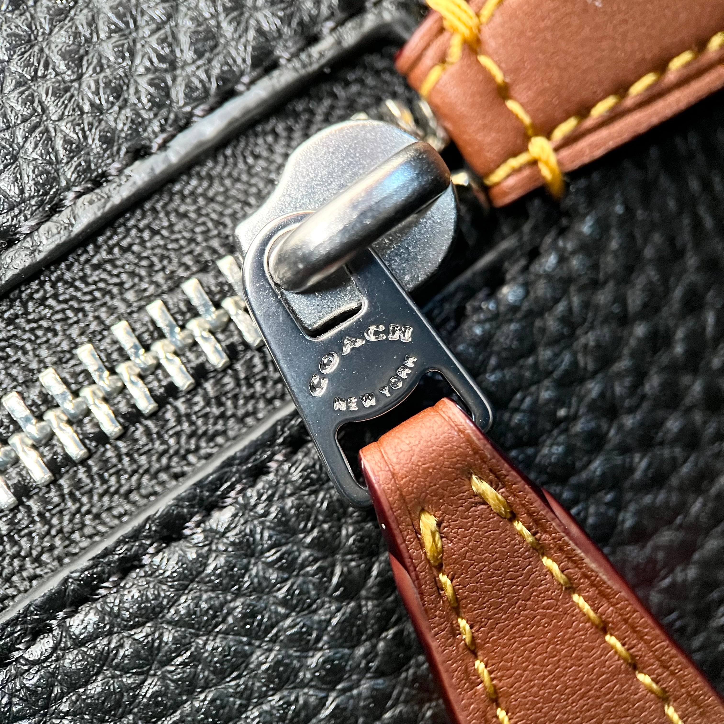 COACH コーチ リレートートバッグ34 ラブドレザー CBF30 ブラック