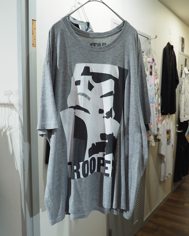 " STARWARS - Stormtrooper " Cracks Graphic printed SS Tee
