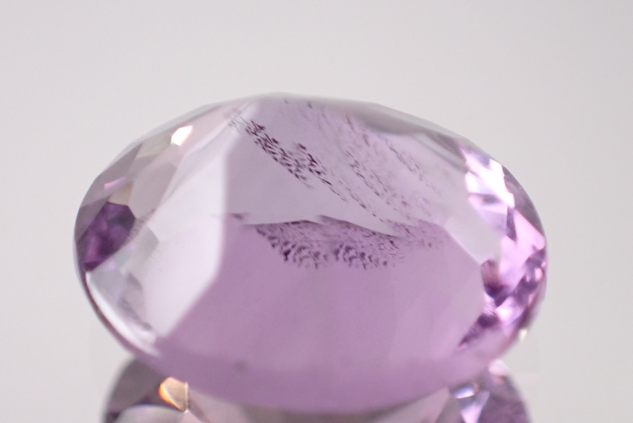 アメジスト(コンケーブカット)　3.9ct　[C11-646]