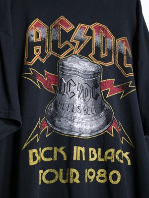 "ACDC" Hells Bells XXXL over silhouette tee