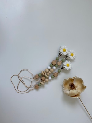 daisy toy holder / white (おしゃぶりホルダー)