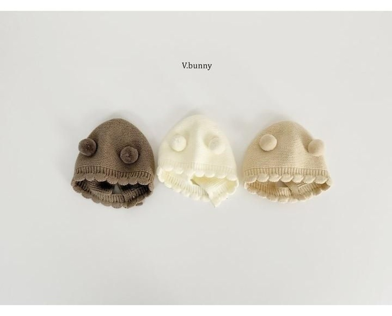 韓国子供服 / 26winter / VANILLA BUNNY / ポンポンニットボンネット / キッズ / 冬服 *FREE*