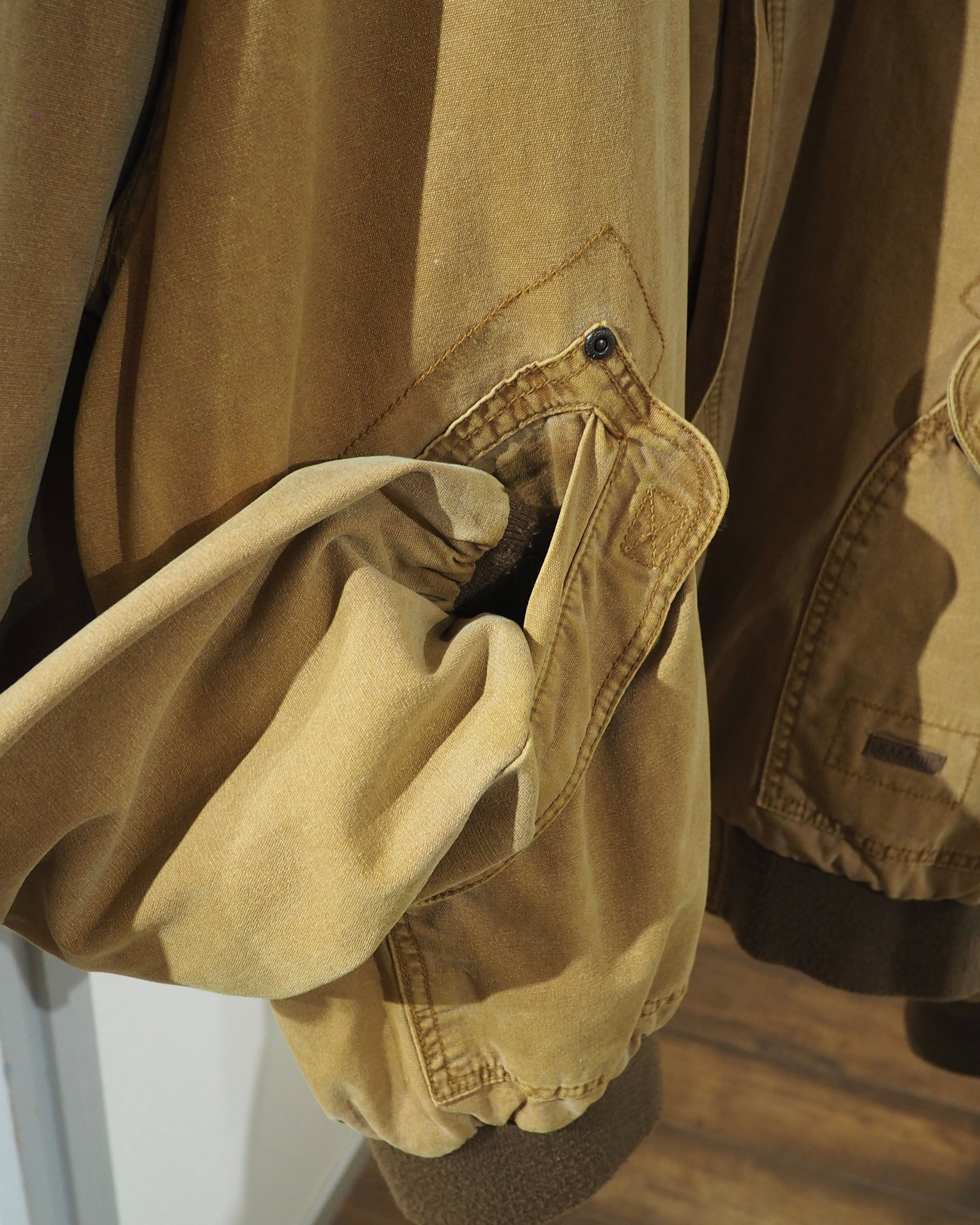 " KAKADU " Beautiful Fade Camel × Leather Collar switching Vintage Loose Duck Jacket