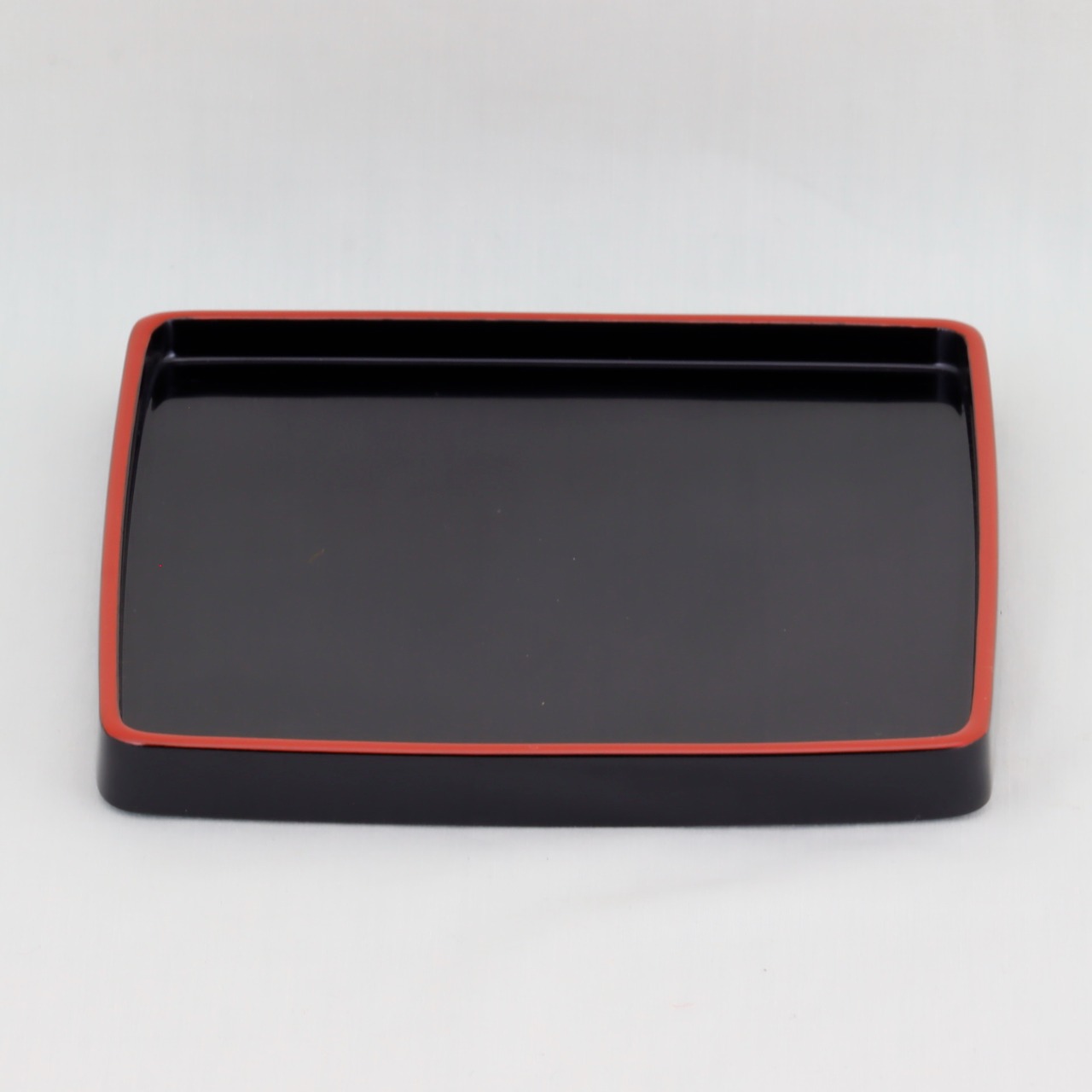 1557-1  輪島塗　銘々皿／角形／黒塗上縁朱無地／単品