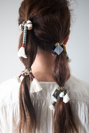 " Tassau "  - Hair tie & bracelet -