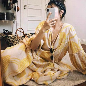 デザインプリントVネックロングワンピース　00651