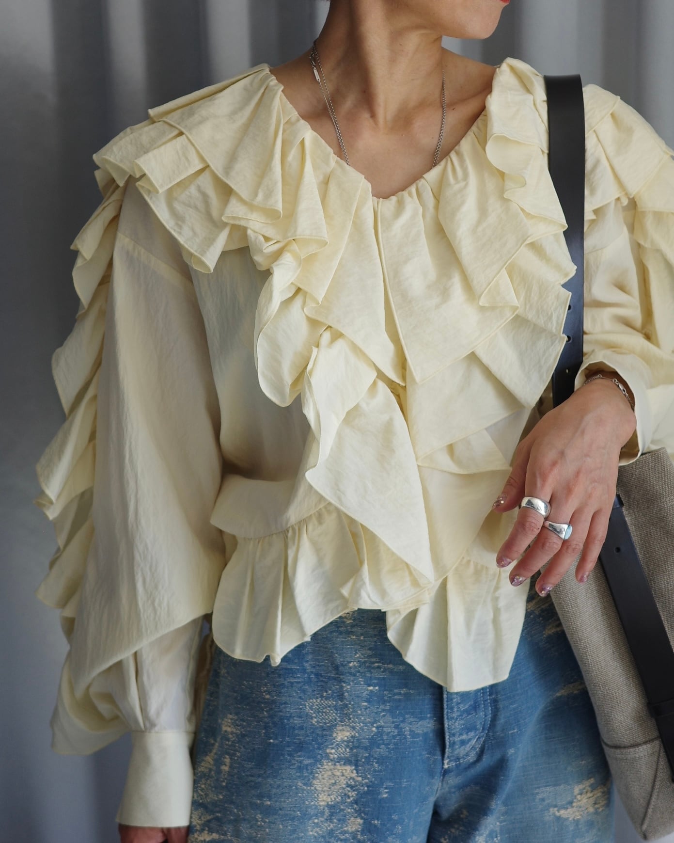muller of yoshiokubo / FRILLED BLOUSE -ivory- | LA VILLA ROUGE