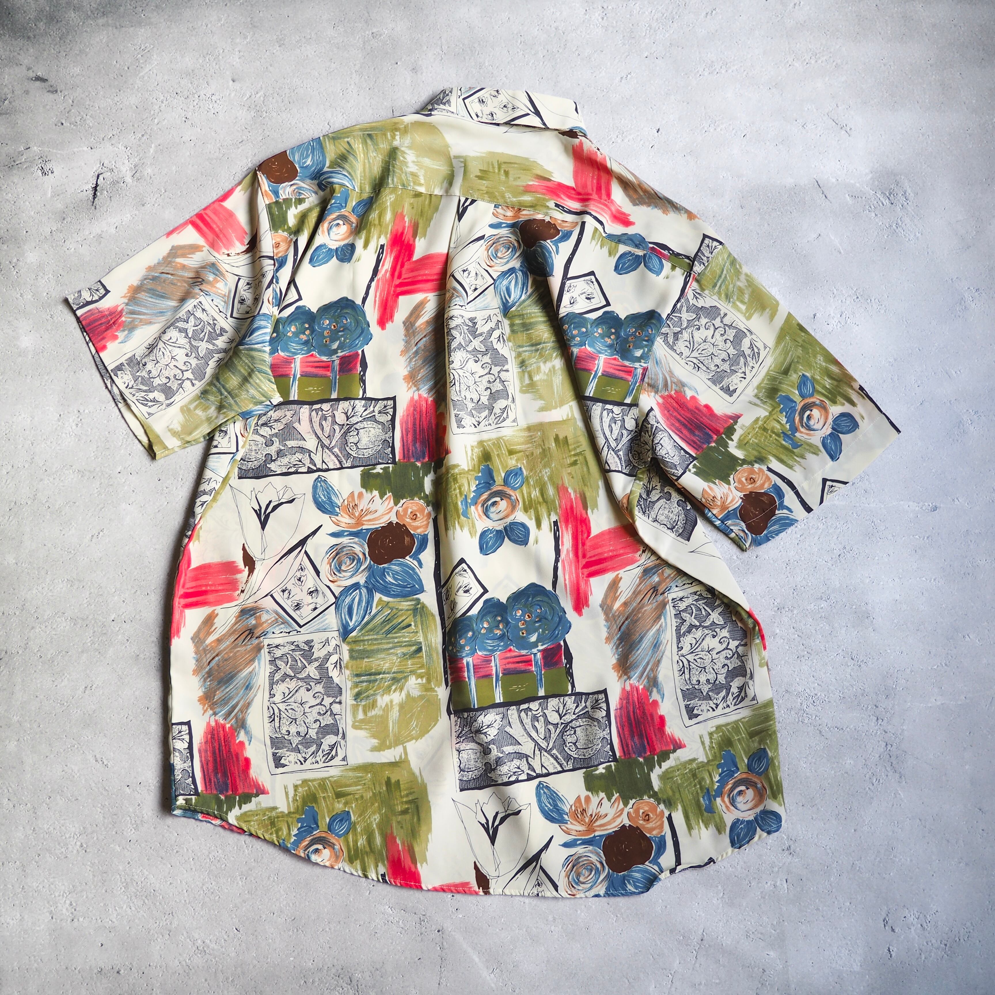 1990s Beautiful watercolor Art painting vintage Drape loose shirt