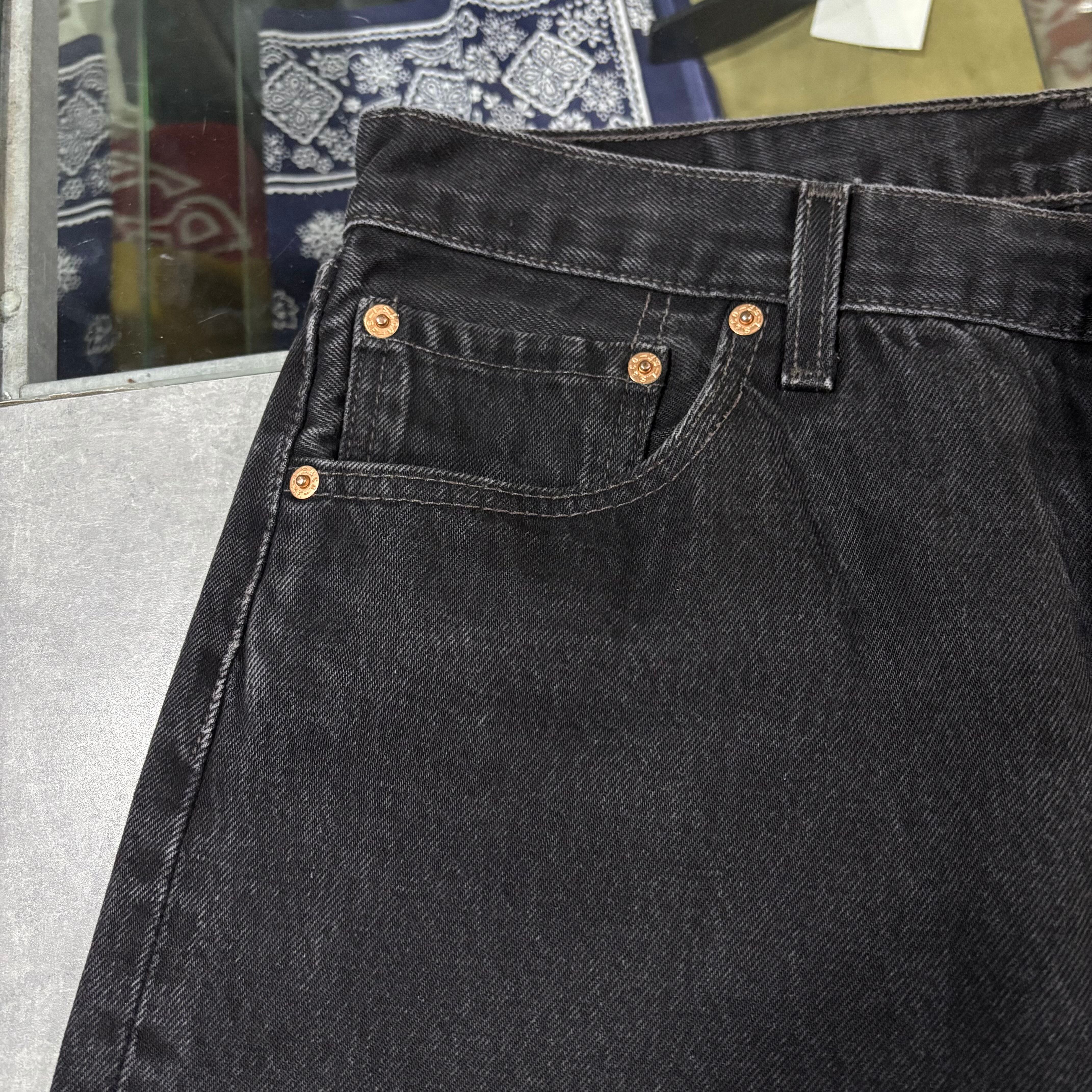 00s【Levi's】501 Black Denim Pants USA製 | the Holic vintage clothing
