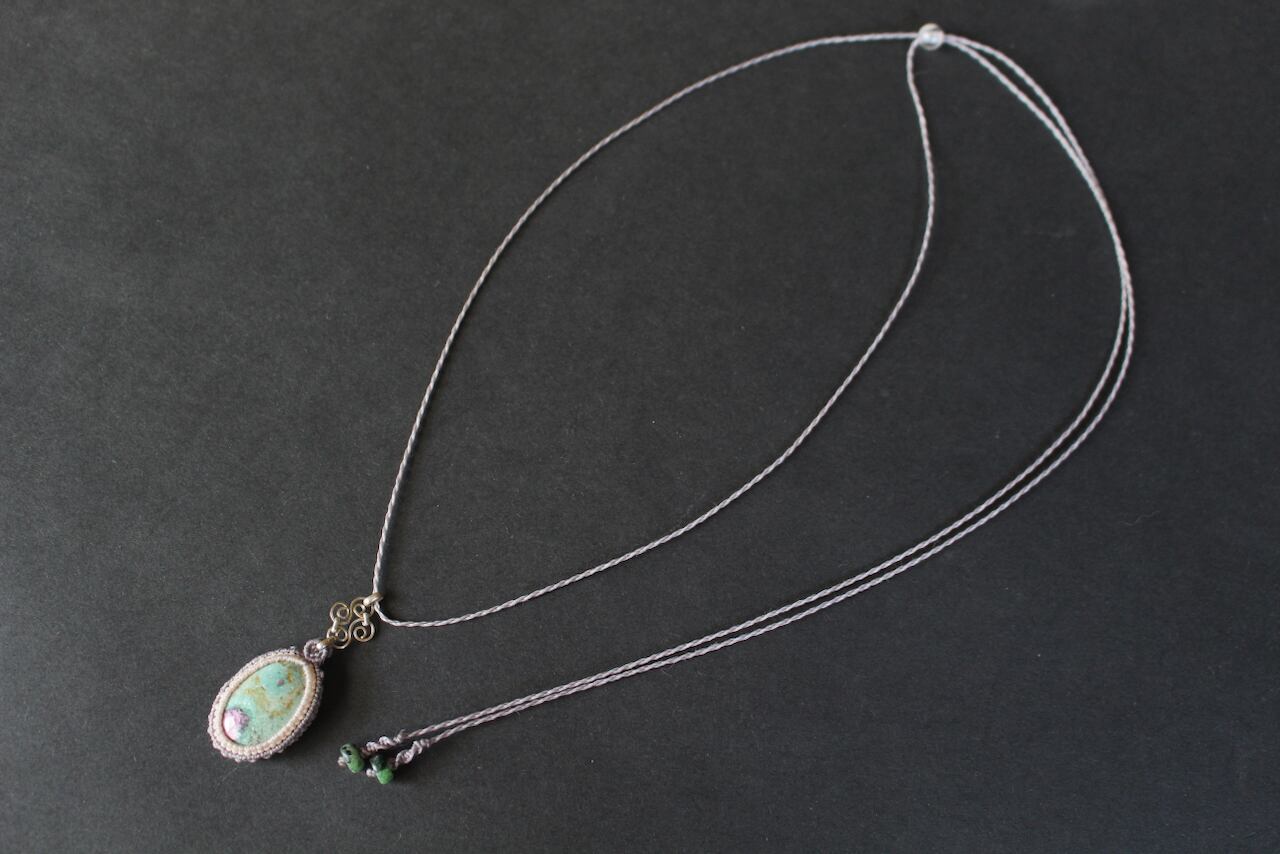 Ruby in Fuchsite silver925 wire work micro macrame pendant