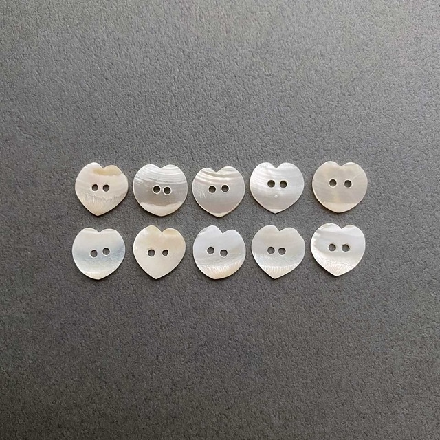 〈再入荷〉シェルハート2穴ボタンS（15mm）