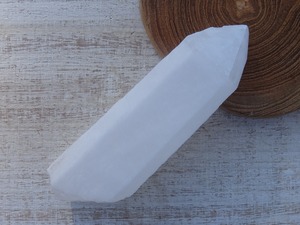 ホワイトレーザークォーツ（ベトナム産）「White Goddes Quartz」