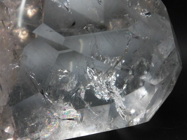 ずっしり約1.6kg 【送料無料】【高品質】ブラジル産多面カット水晶