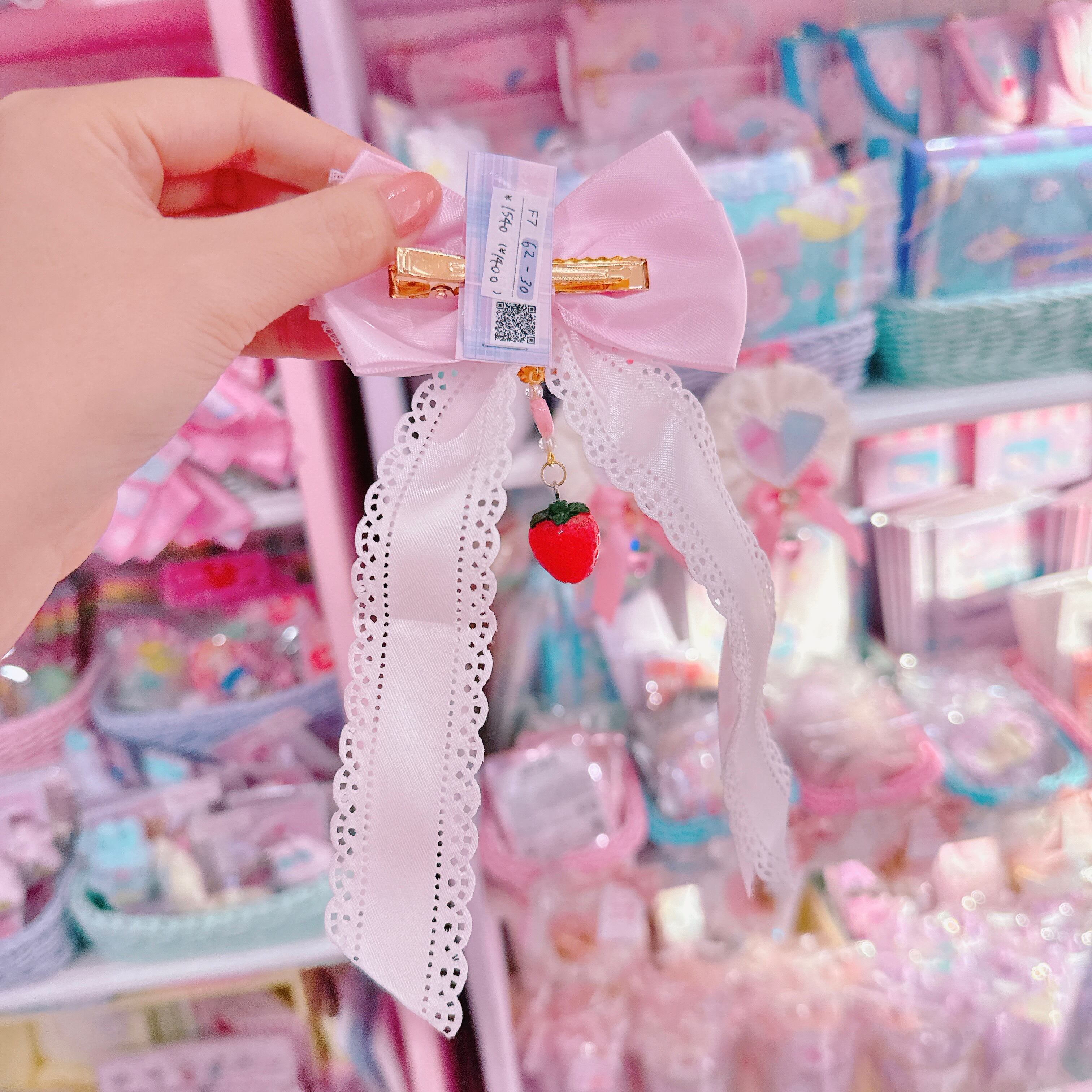 【F7】62-30たらりんリボンヘアクリップ