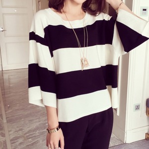 ショート丈のボーダーTシャツ 【LFT04】