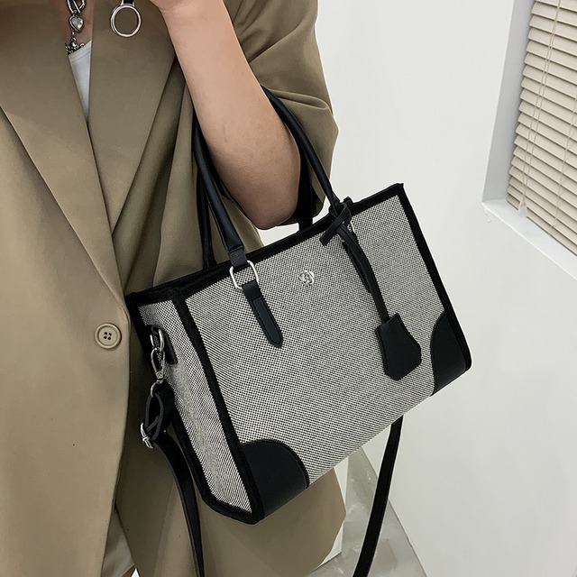 シングル トートバッグ メッセンジャーバッグ Tiancai_Wing_Bag21376144538