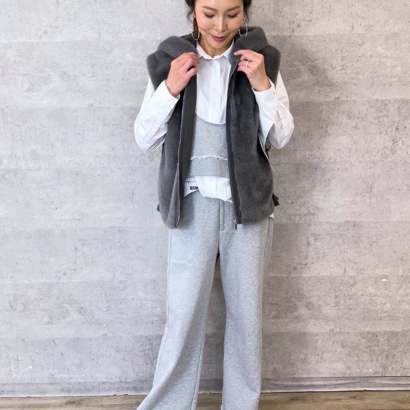 アンナケリー Annakerry HOOD FUR VEST | Sister by ParisLagar