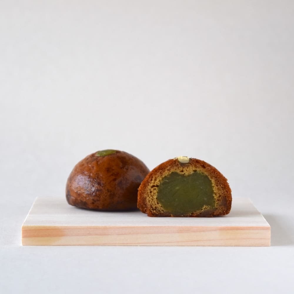 かりんとう饅頭 16個入（8種類） | 益民山月庵｜大阪・かりんとう饅頭