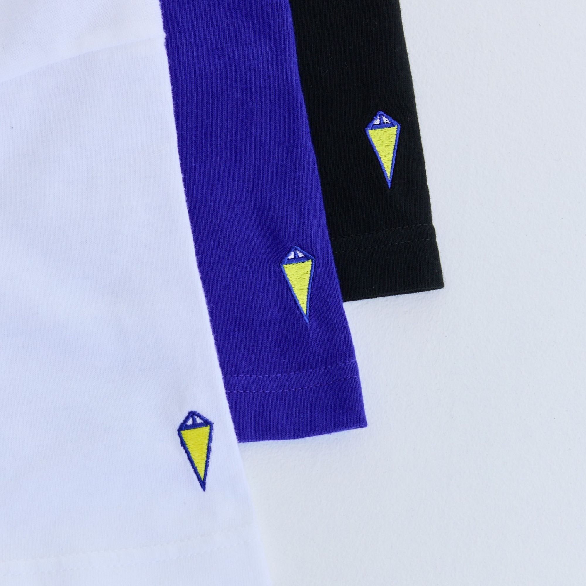 KAITO Tシャツ「EYES ON YOU」 | echo