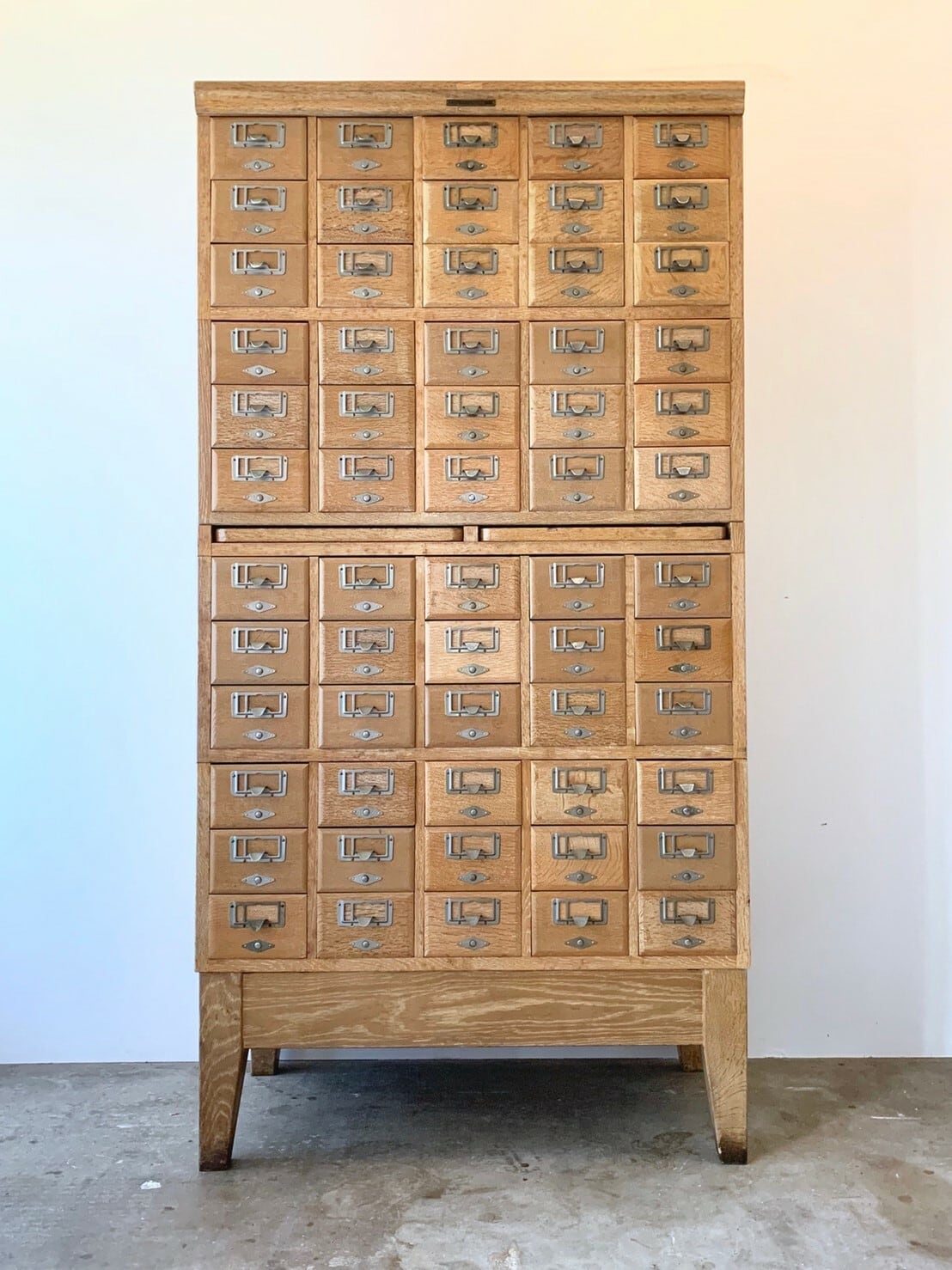 カードケース  引き出し60杯　古家具