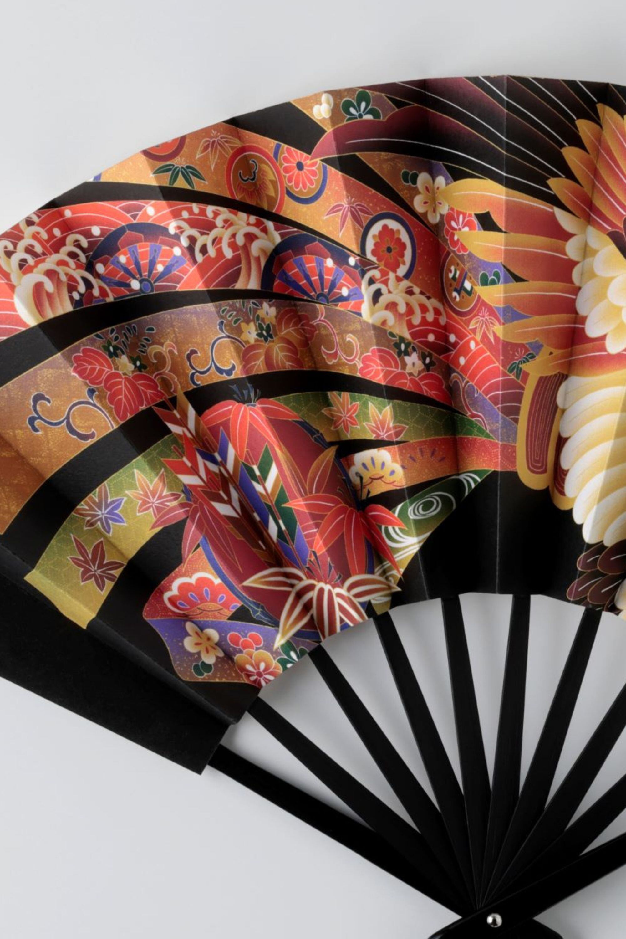 飾り扇子】束ね熨斗鷹文/Hawk with Bundling Noshi Design：紅緋色