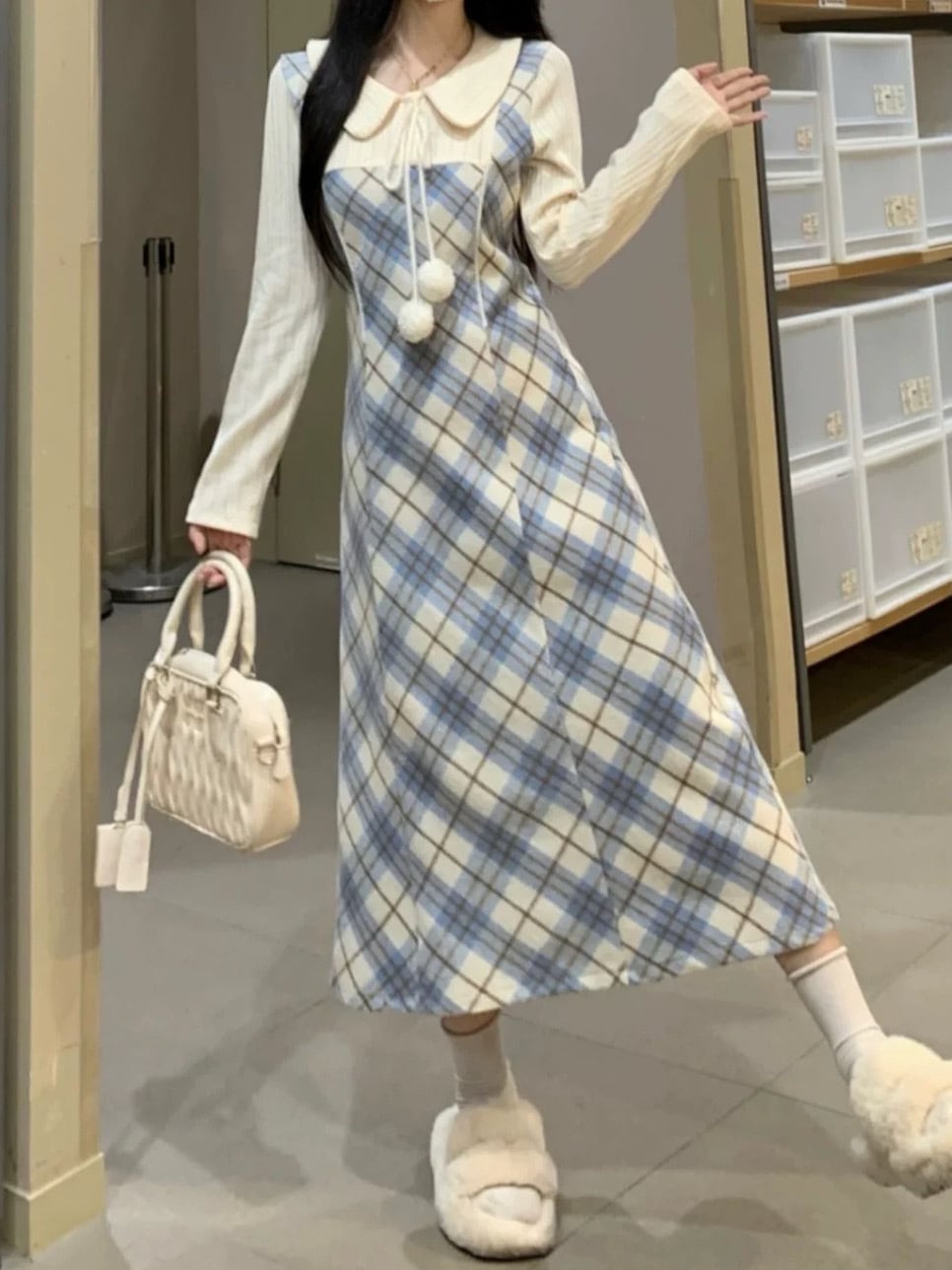 ポンポン×チェック柄で愛され度UP♡ リブトップスドッキングチェック柄ワンピース 秋冬 大人可愛い チェック柄 お洒落 コーデ ロング丈 デート お出かけ 細見え 体型カバー 大きいサイズ 韓国 CH11291